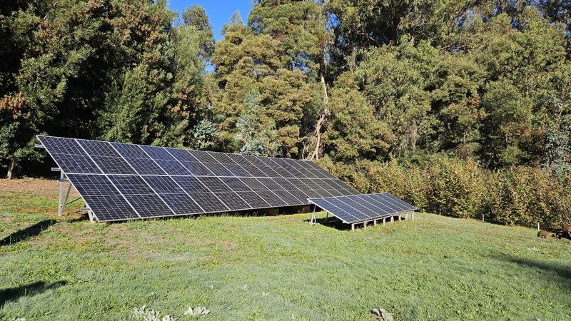 Planta fotovoltaica sobre suelo en el Fundo San Jorge